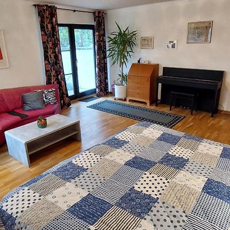 Grosszuegige Wohnung Mit Terrasse Wuerzburg, Zell Zell am Main Екстериор снимка